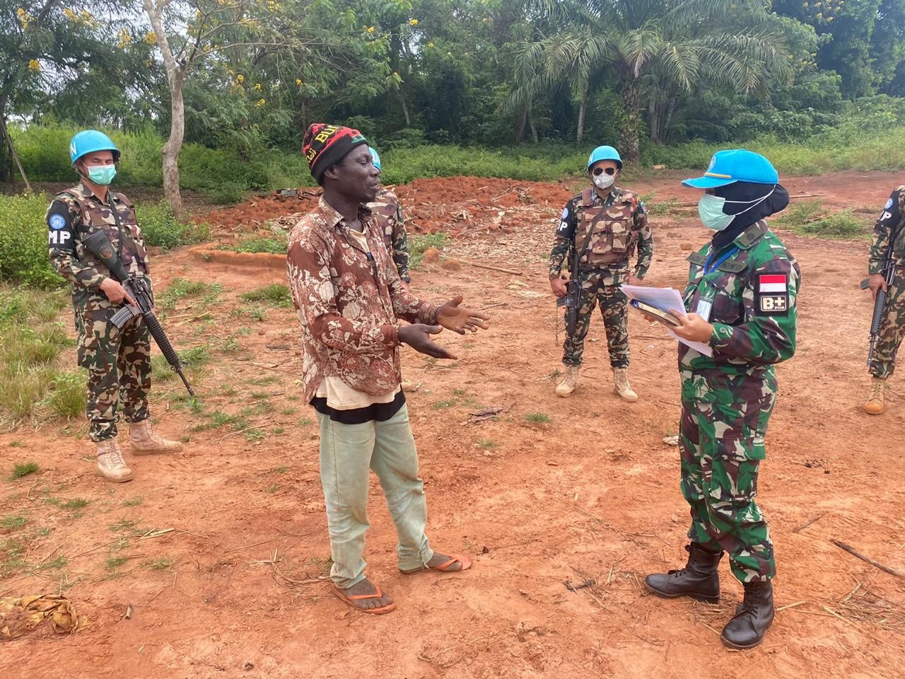 Female Peacekeepers (Wanita TNI) berperan krusial di daerah konflik karena banyak korban merupakan wanita dan anak-anak 