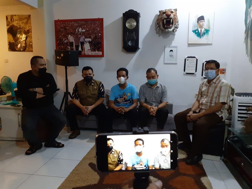 Keluarga pasien cabut pelaporan polisi terkait dugaan maladministrasi Rumah Sakit Jasa Kartini. Pencabutan ini,sekaligus islah antara keluarga pasien dengan RSJK.