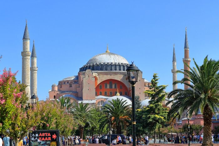 Sejarah Mesjid Hagia Sophia, Bangunan Bersejarah di Istanbul Turki