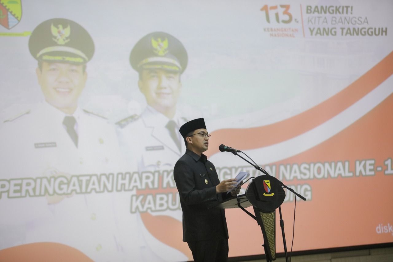 Wabup Bandung Sahrul Gunawan dalam acara peringatan Hari Kebangkitan Nasional (Harkitnas) ke-113 tingkat Kabupaten Bandung di Gedung Moh. Toha Soreang, Kamis 20 Mei 2021.