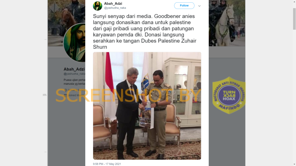 Klaim foto hoaks yang menyebut Anies Baswedan dan karyawan Pemda DKI Jakarta serahkan uang donasi kepada Palestina langsung ke tangan Dubesnya.