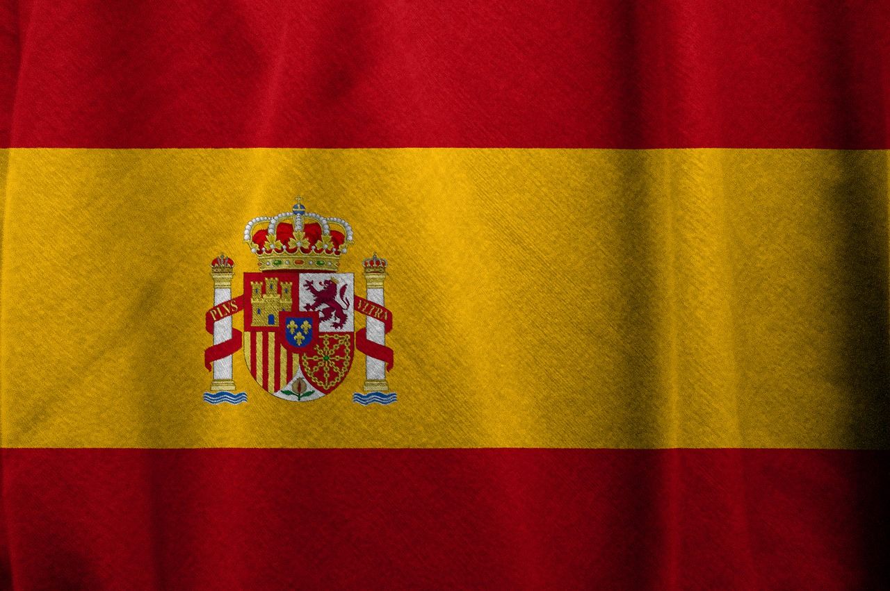 цвет флага испании