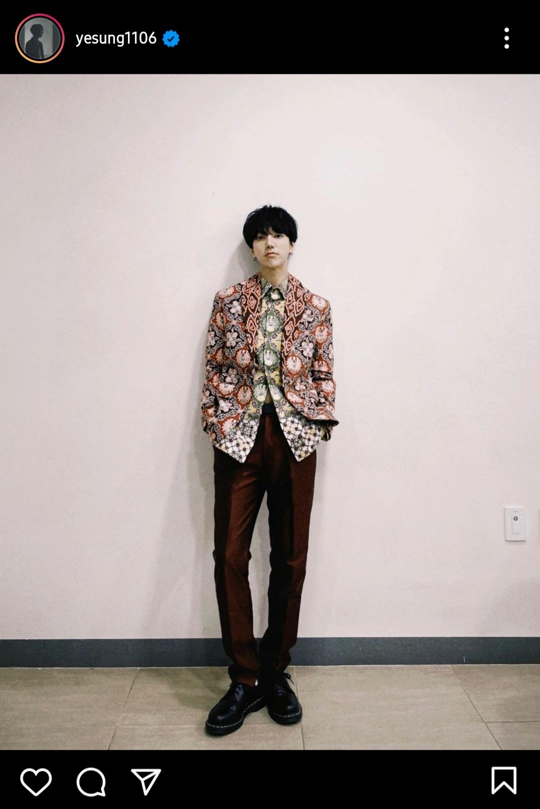 Unggahan personel Super Junior, Yesung yang membagikan foto tengah mengenakan batik Indonesia hasil buatan Gubernur Jabar, Ridwan Kamil.