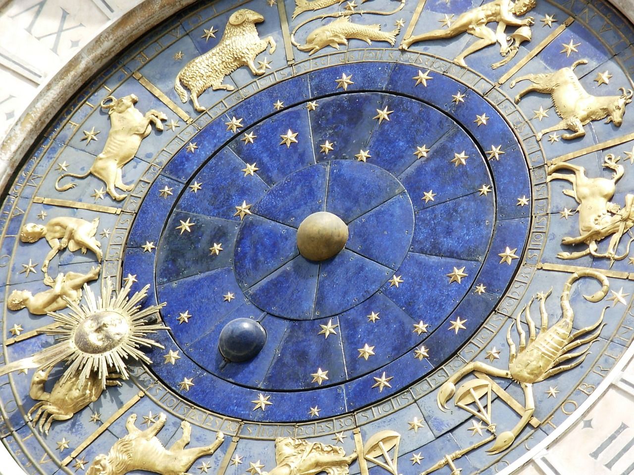 Berikut ini merupakan ramalan zodiak untuk edisi besok, 17 Maret 2023, bagi pemilik zodiak Libra dan Scorpio.