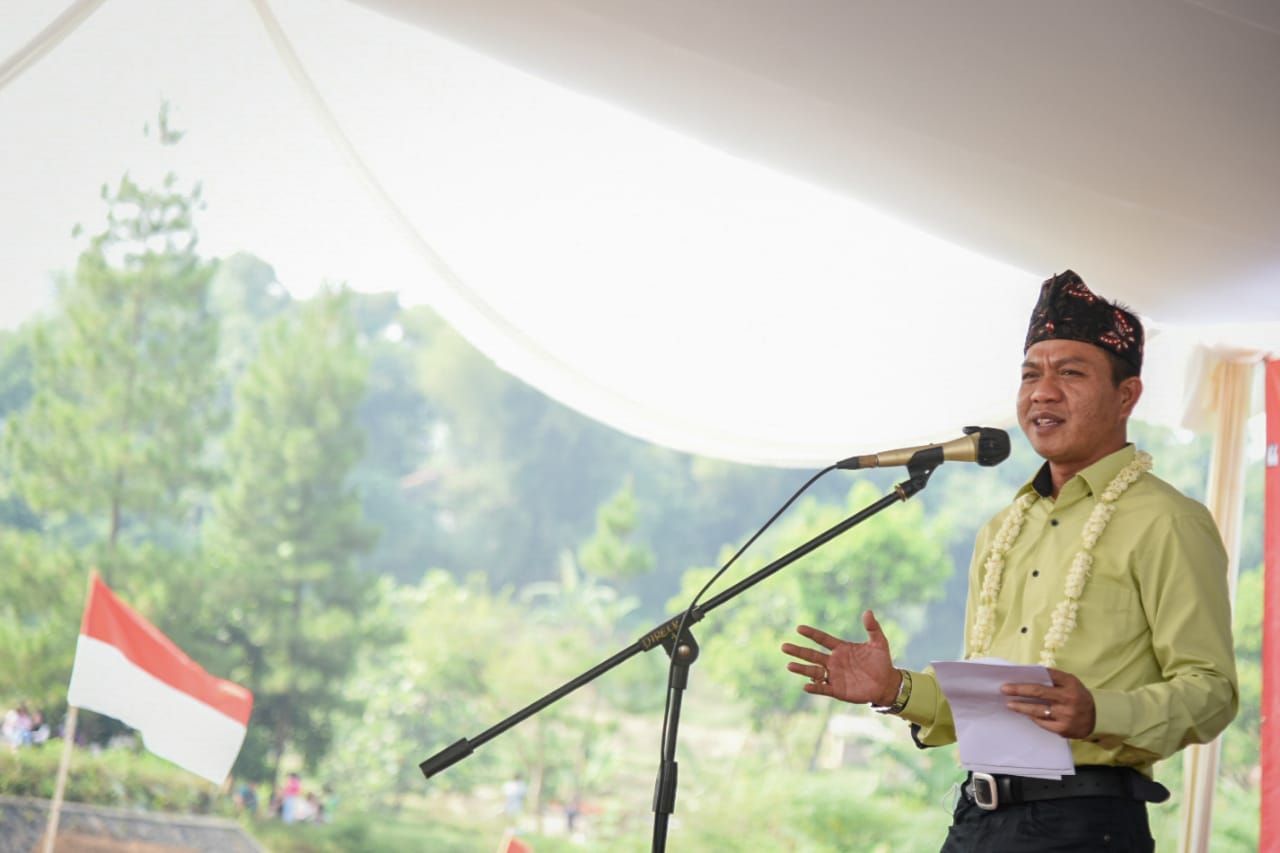 Bupati Bandung Dadang Supriatna menghadiri acara Apresiasi Penetapan Hari Citarum di Bendungan Radug Wangisagara Kecamatan Majalaya, Sabtu, 29 Mei 2021.