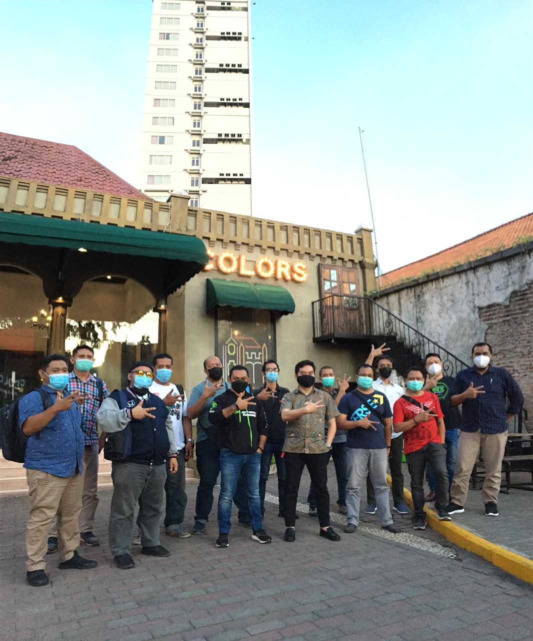 Gathering PT Surapita Unitrans main dealer Kawasaki Jatim bersama media