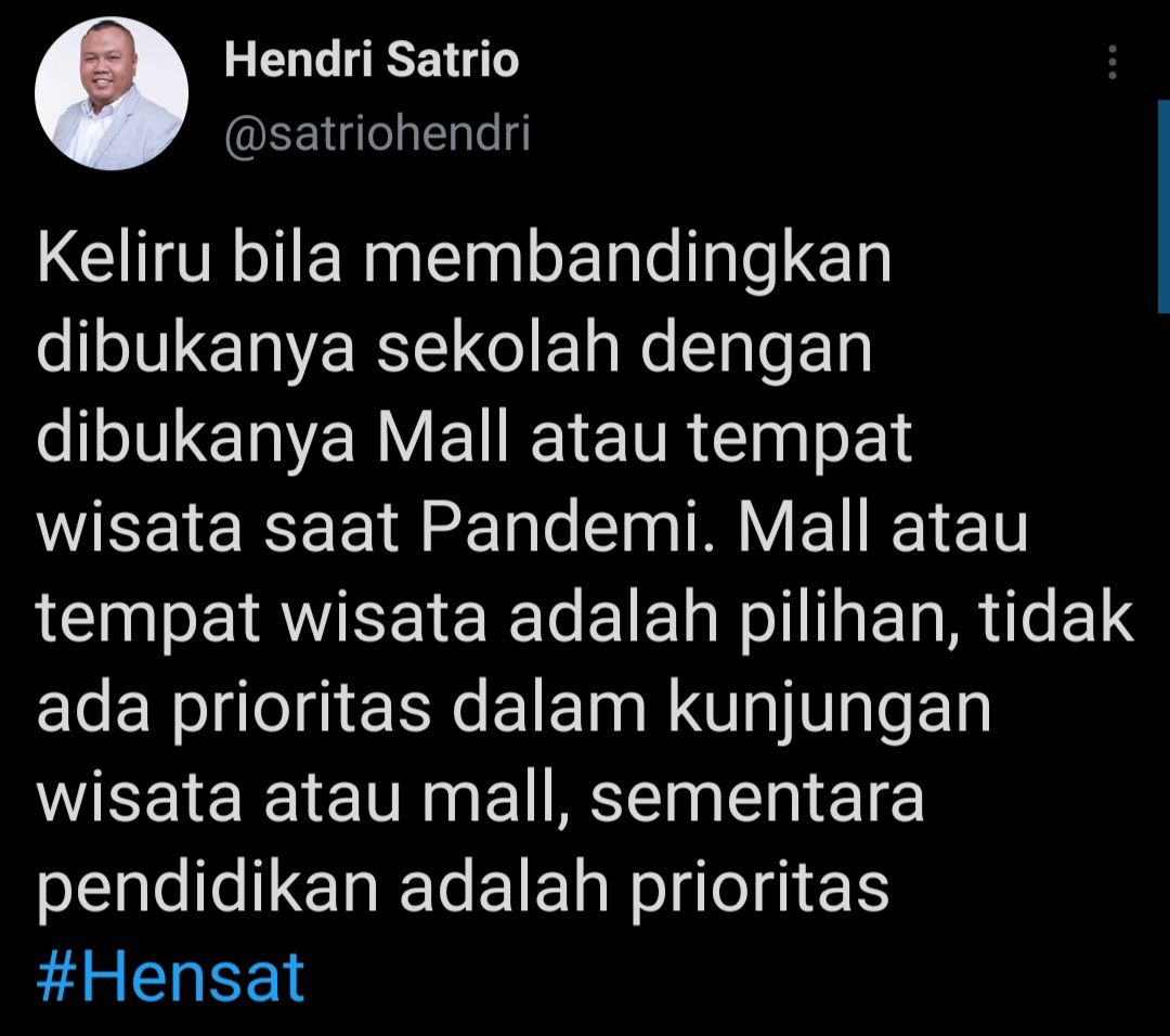 Pengamat, Hendri Satrio mengatakan keliru bila membadingkan sekolah dibuka dengan dibukanya mal atau tempat wisata saat masa pandemi Covid-19.
