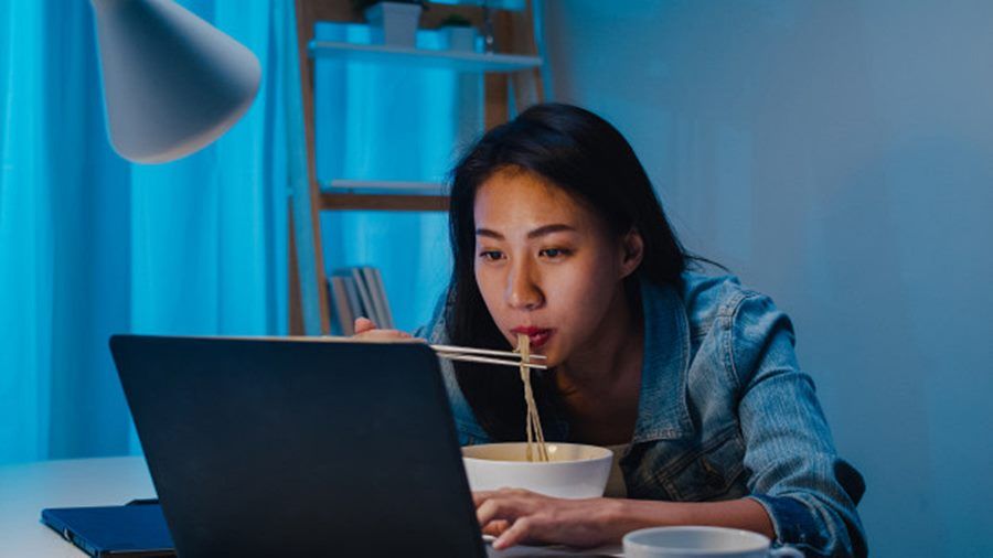 Berikut 5 bahaya telat makan untuk kesehatan fisik dan mental menurut dr. Virly yang wajib diwaspadai