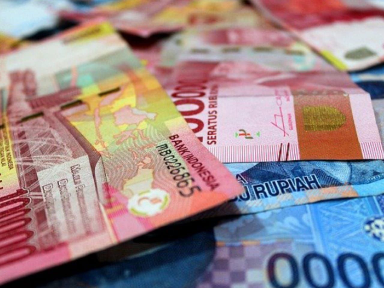 Ilustasi penyaluran uang BLT UMKM 2021 Banpres BPUM PNM Mekaar 