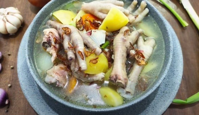 Resep Sup Ceker Ayam, Menu Masakan Sehari-hari yang Enak dan Murah