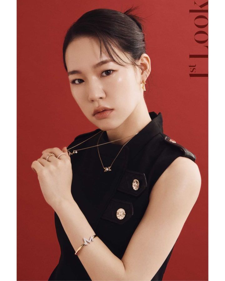 Setelah Sukses di Film Minari, Han Ye Ri Lakukan Pemotretan Majalah 1st Look Dengan Memukau dan Glamour