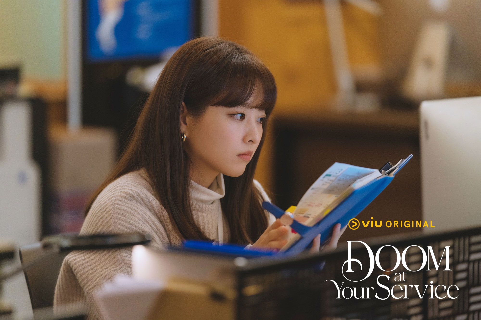 Kumpulan Foto Park Bo Young di Film Doom At Your Service yang bikin para wanita bakal ngiler. 