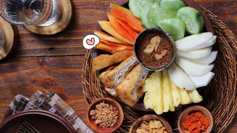 Resep Bumbu Rujak Bangkok Menggunakan Bon Cabe, Mudah Dan Murah!