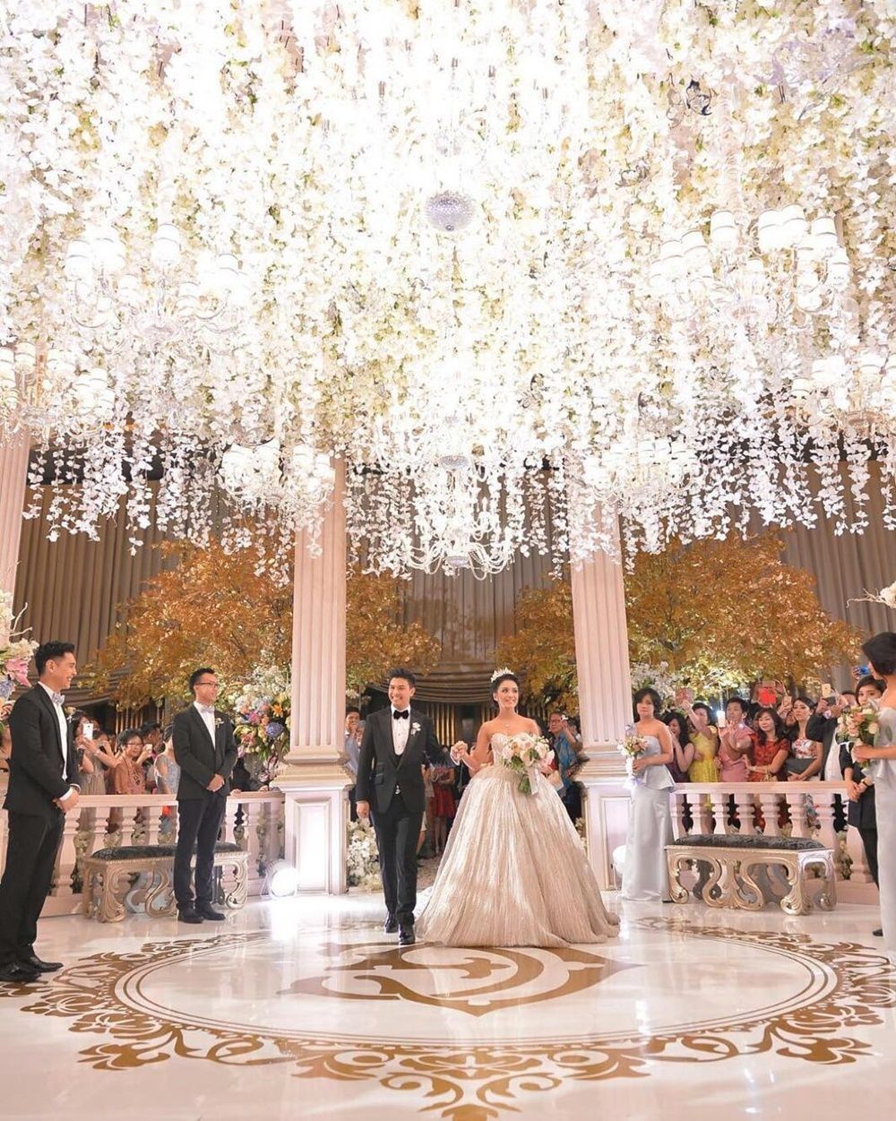 Pernikahan Selebriti Ini Telan Biaya Miliaran Rupiah
