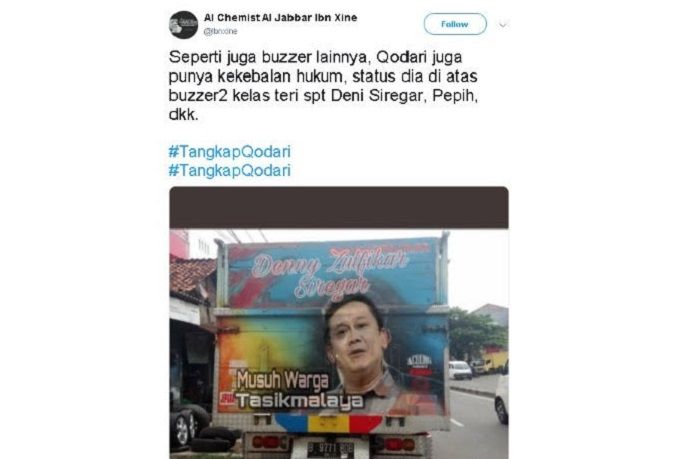 Cuitan lukisan Denny Siregar yang bernarasi "Denny Siregar Musuh Warga Tasikmalaya".