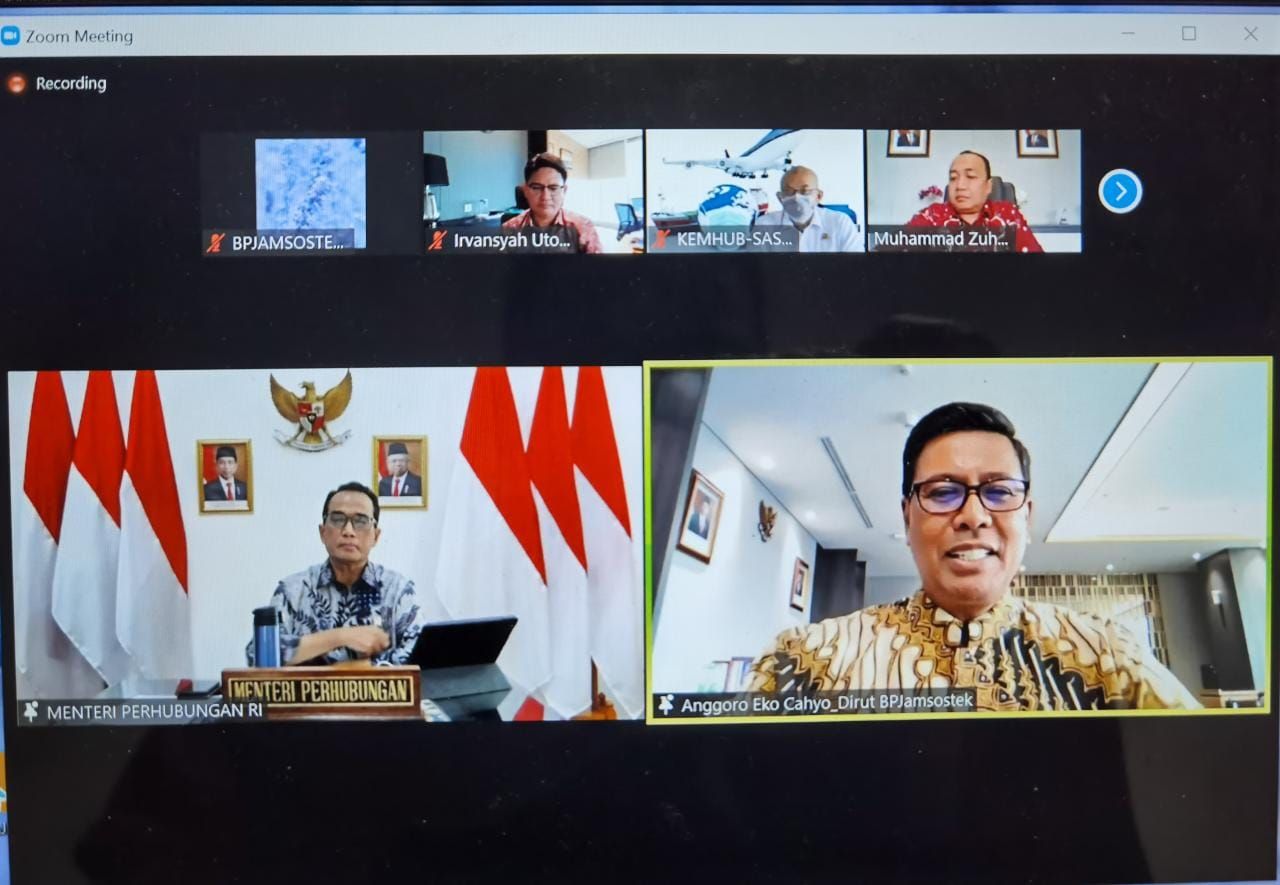 Direktur Utama  BPJamsostek, Anggoro Eko Cahyo mengikuti  audiensi virtual yang dihadiri oleh Menteri Perhubungan Budi Karya Sumadi, Kamis, 1 Juli 2021./dok.BPJamsostek