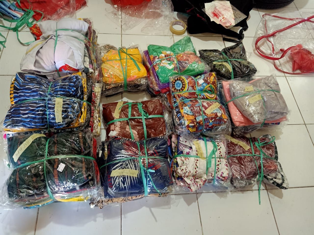 Barang bukti pencurian pakaian di toko pakaian di Denpasar Selatan