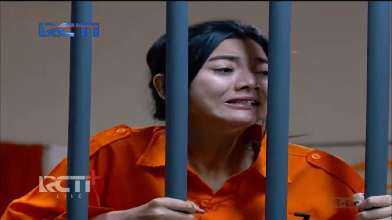 Bocoran Ikatan Cinta 5 Juli 2021, Elsa ditahan polisi, Nino Pasrah. rumah tangga keduanya berantakan.