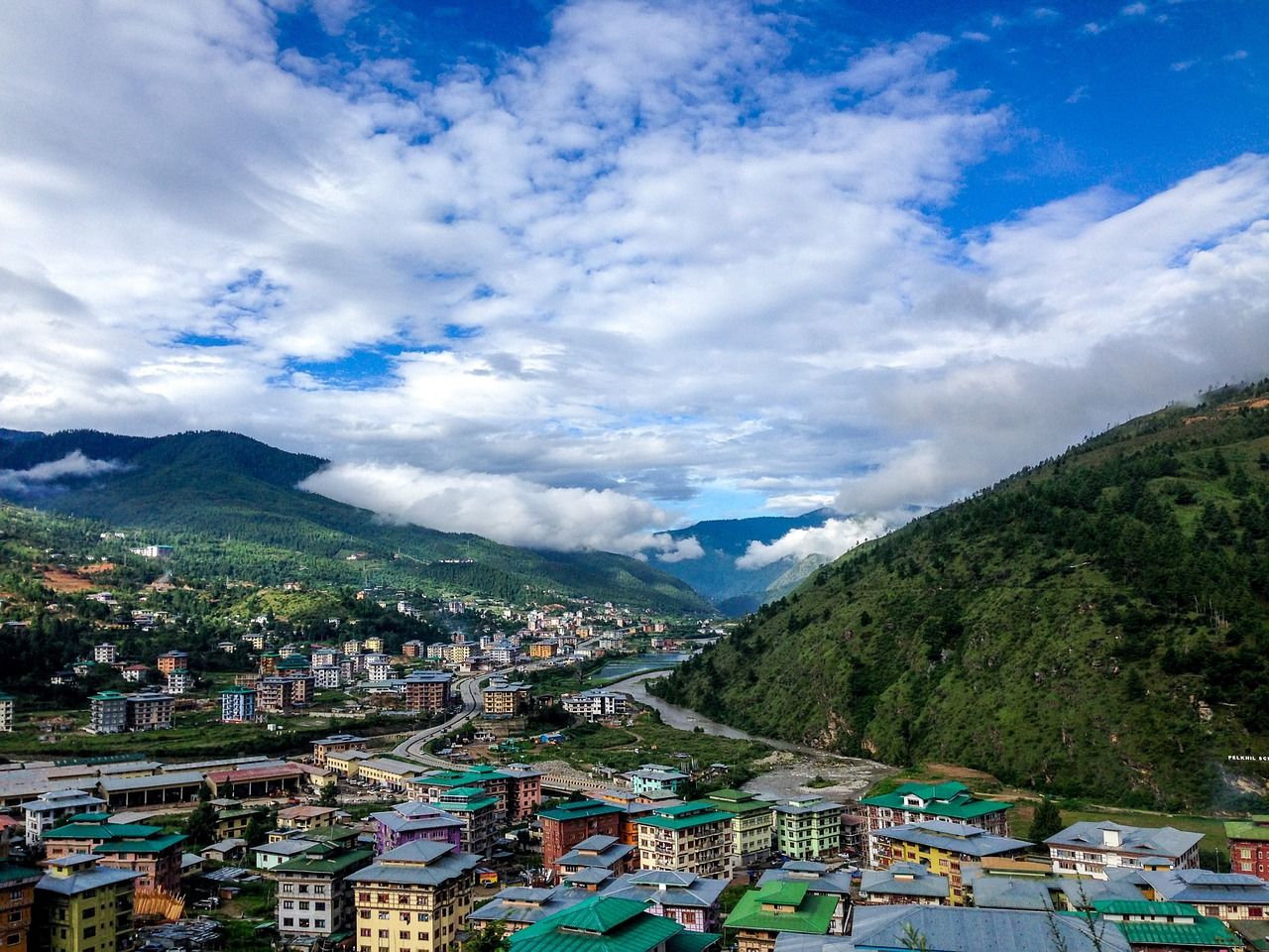 Fakta Unik Negara Bhutan Disebut Negara Paling Bahagia  