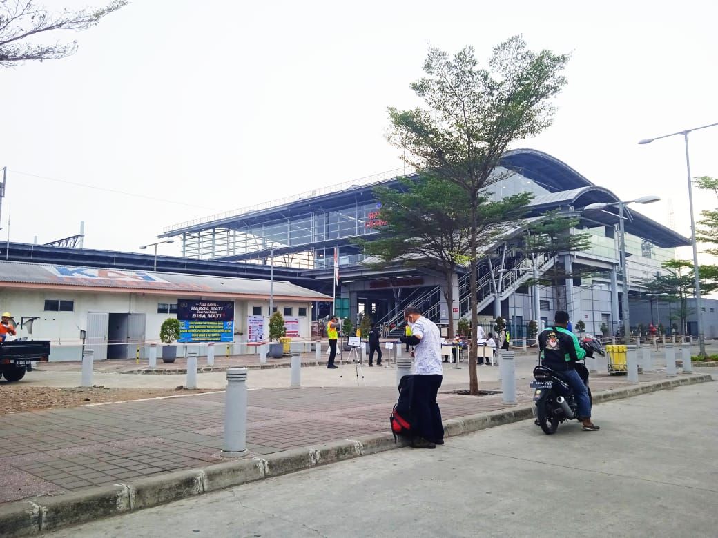 Wajib Bawa Strp Stasiun Cikarang Sepi Penumpang Kebanyakan Tidak Tahu