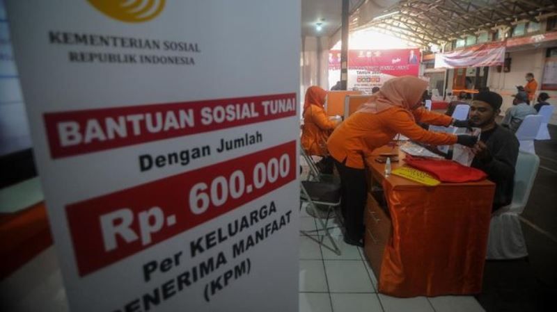 Bst Bulan Mei 2021 Kapan Cair : Dipastikan Cair Juli, Cek Penerima BST