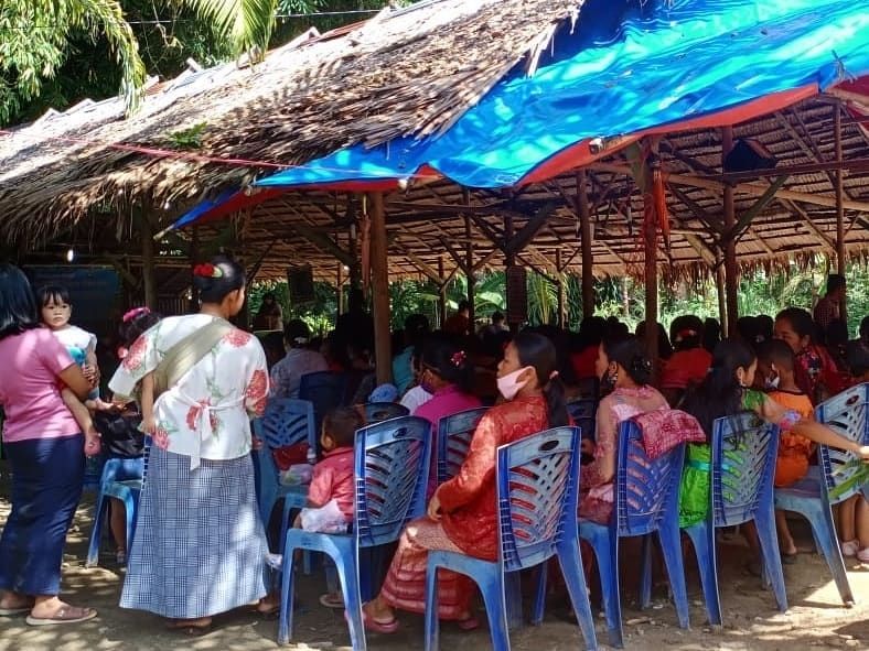 Jemaat Kristen di Aceh beribadah dengan fasilitas gereja seadanya