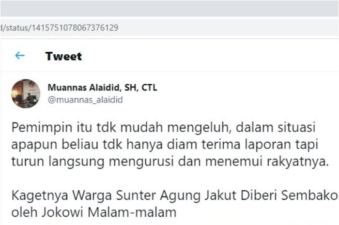 Cuitan Muannas Alaidid soal Presiden Jokowi yang 'Blusukan' ke warga Jakarta Utara untuk berbagi sembako.
