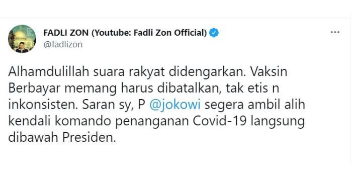 Politisi Partai Gerindra, Fadli Zon mengapresiasi langkah Presiden Joko Widodo (Jokowi) yang membatalkan vaksinasi berbayar.