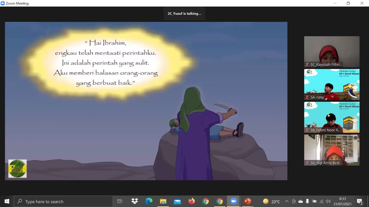 Siswa merasakan pengalaman menarik berkurban sambil nonton bareng kisah Nabi Ibrahim dan Nabi Ismail secara virtual. 