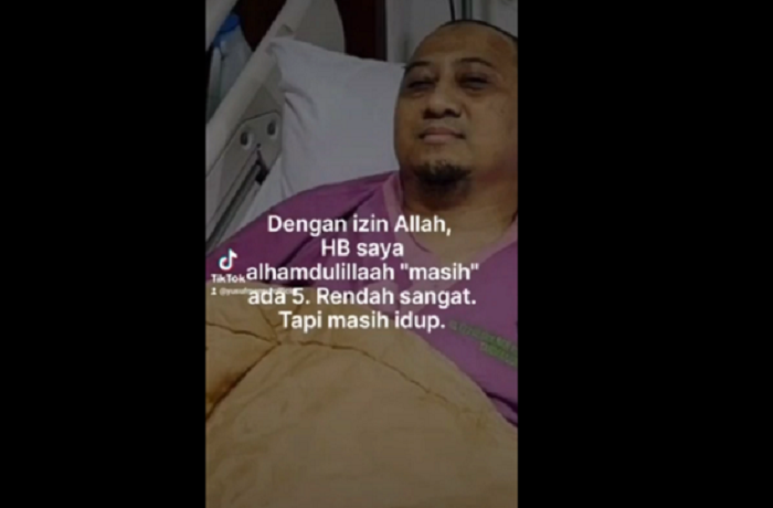 Kondisi Ustaz Yusuf Mansur yang dilarikan ke rumah sakit hingga harus menjalani transfusi darah.
