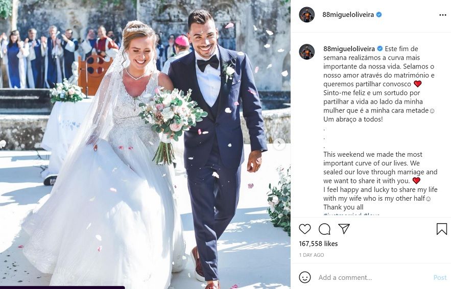 Pebalap MotoGP Miguel Oliveira dan Andrea Istrinya resmi menikah.*