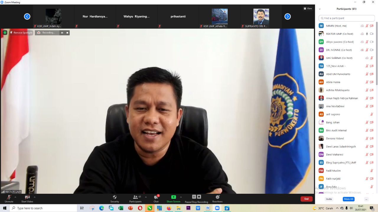 Rektor UMP Dr. Jebul Suroso dalam Webinar bertajuk Plasma UMP Untuk Indonesia. / Tegar