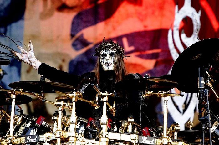 Profil Joey Jordison, eks Drummer dan Pendiri Slipknot Meninggal di Usia 46 Tahun. Sebelumnya ia didiagnosa myelitis transversa. 