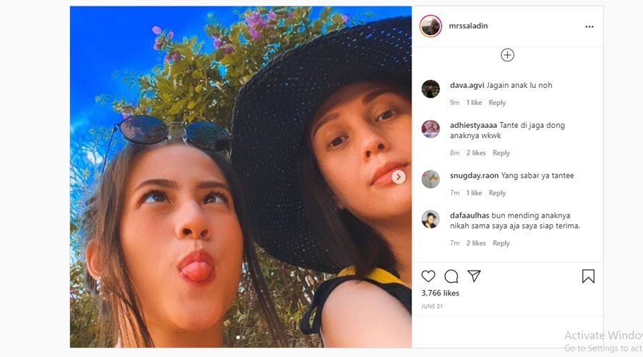 Ibunya Zara Diserang Netizen Usai Video Ciuman Okin dan Zara Bocor di Internet, Netizen: Jagain Anak Lu Noh