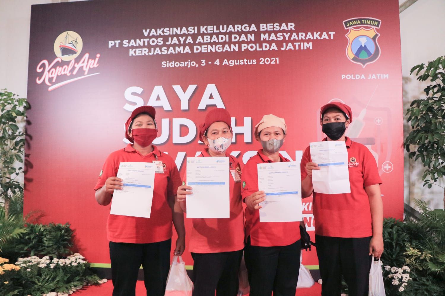 PT Santos Jaya Abadi Gelar Vaksinasi untuk Karyawan dan Masyarakat Surabaya  - Jakpus News