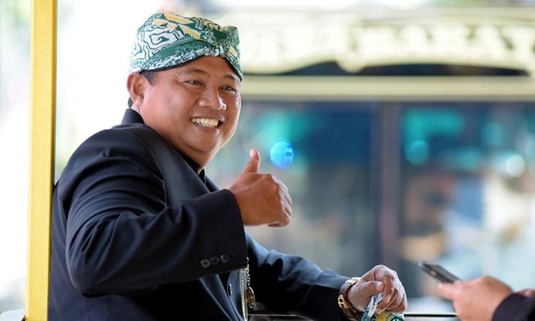 Wakil Gubernur Jawa Barat, Uu Ruzhanul Ulum