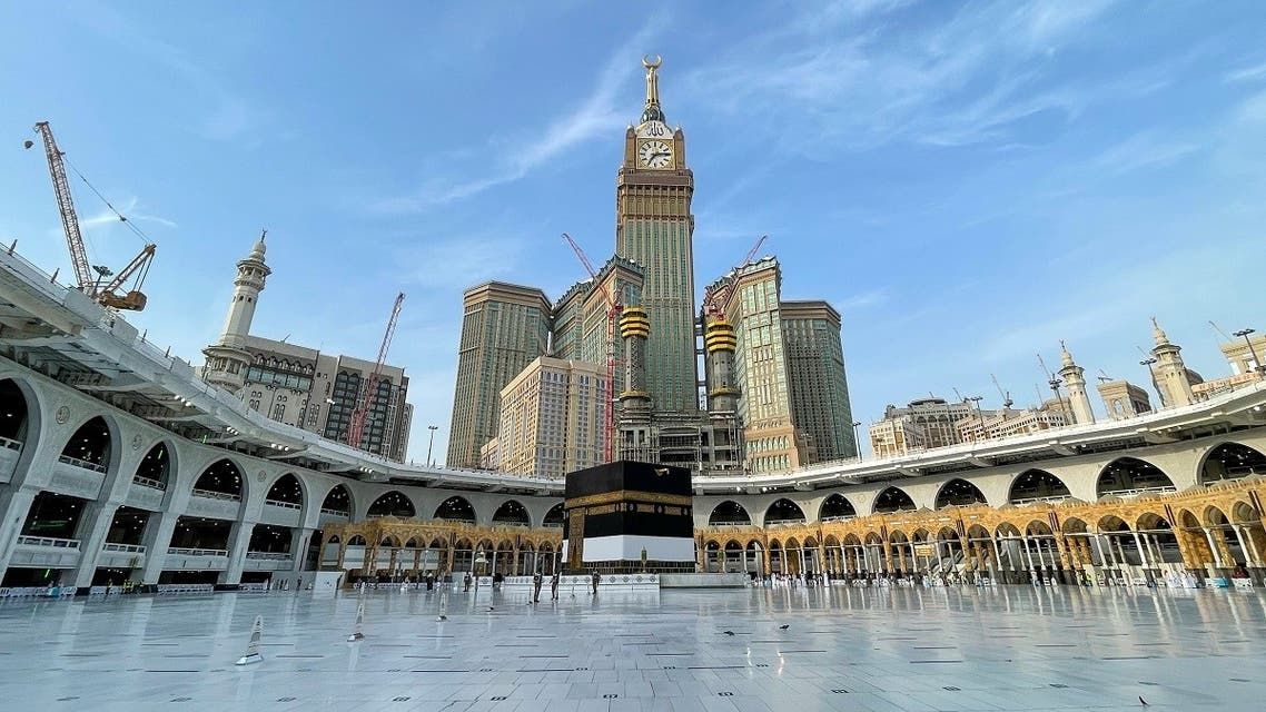 Pemandangan Ka'bah di Masjidil Haram selama ibadah haji tahunan, di kota suci Mekah, Arab Saudi, 17 Juli 2021.