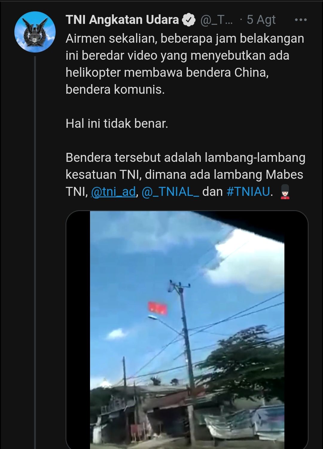 Tangkapan layar klarifikasi TNI AU atas beredarnya video yang menyebut helikopter Indonesia kibarkan bendera China