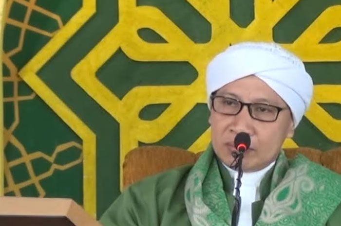 Sering Sedekah Tapi Tidak Pernah Sholat Apakah Tetap Dapat Pahala Buya Yahya Menjawab Portal Jember
