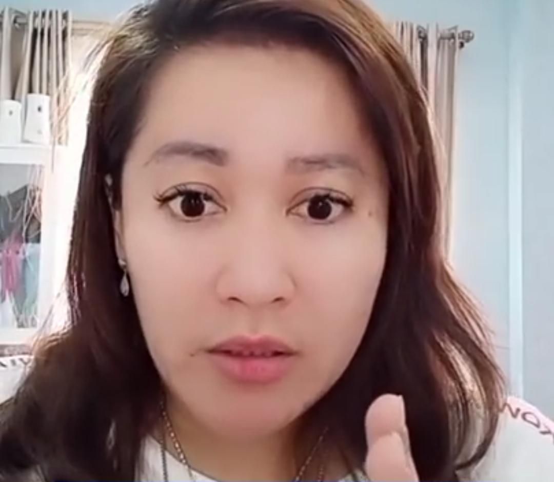 Biodata Dewi Tanjung Sosok Yang Komentari Orang Tua Ayu Ting Ting Umur Agama Twitter Dan Tiktok Trenggalekpedia