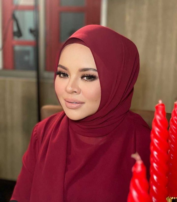 Profil dan Biodata Siti Sarah Raisuddin, Artis Malaysia yang Meninggal