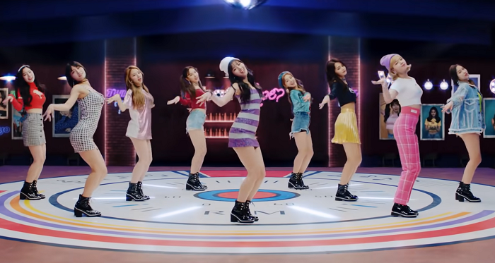 Lirik Lagu TikTok What is Love dari Twice, Lengkap dengan Romanization