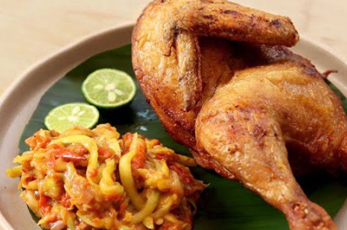 Resep Ayam Goreng Krispi Renyah Tanpa Ungkep dan Sambal Mangga ala Chef