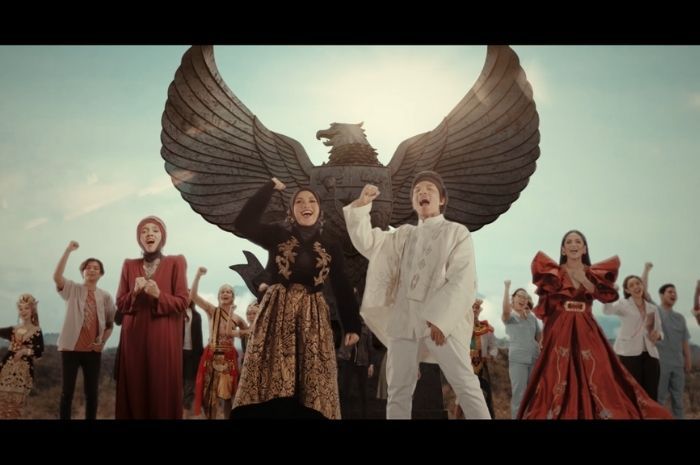 Penampilan seluruh penyanyi dalam video klip This is Indonesia. 