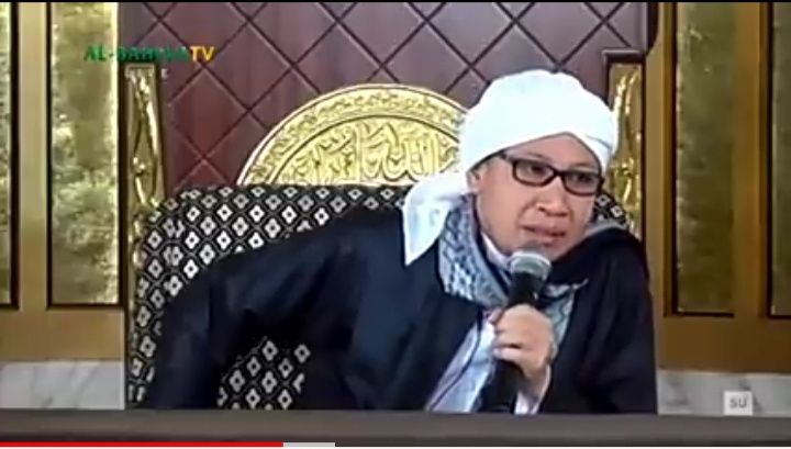 Buya Yahya Beberkan Hukum  Memanggil  Suami dengan  Sebutan  