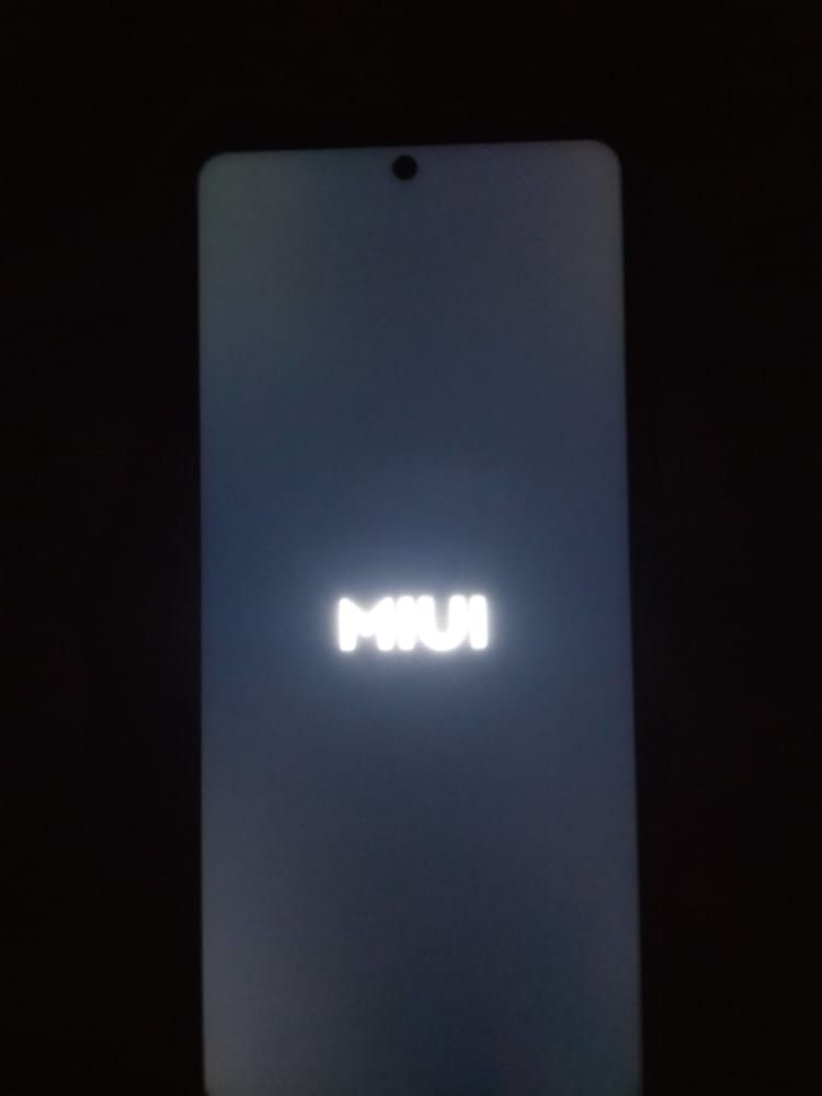 Poco X3 NFC yang mentok di logo MIUI setelah update MIUI 12.5 versi Android 11.