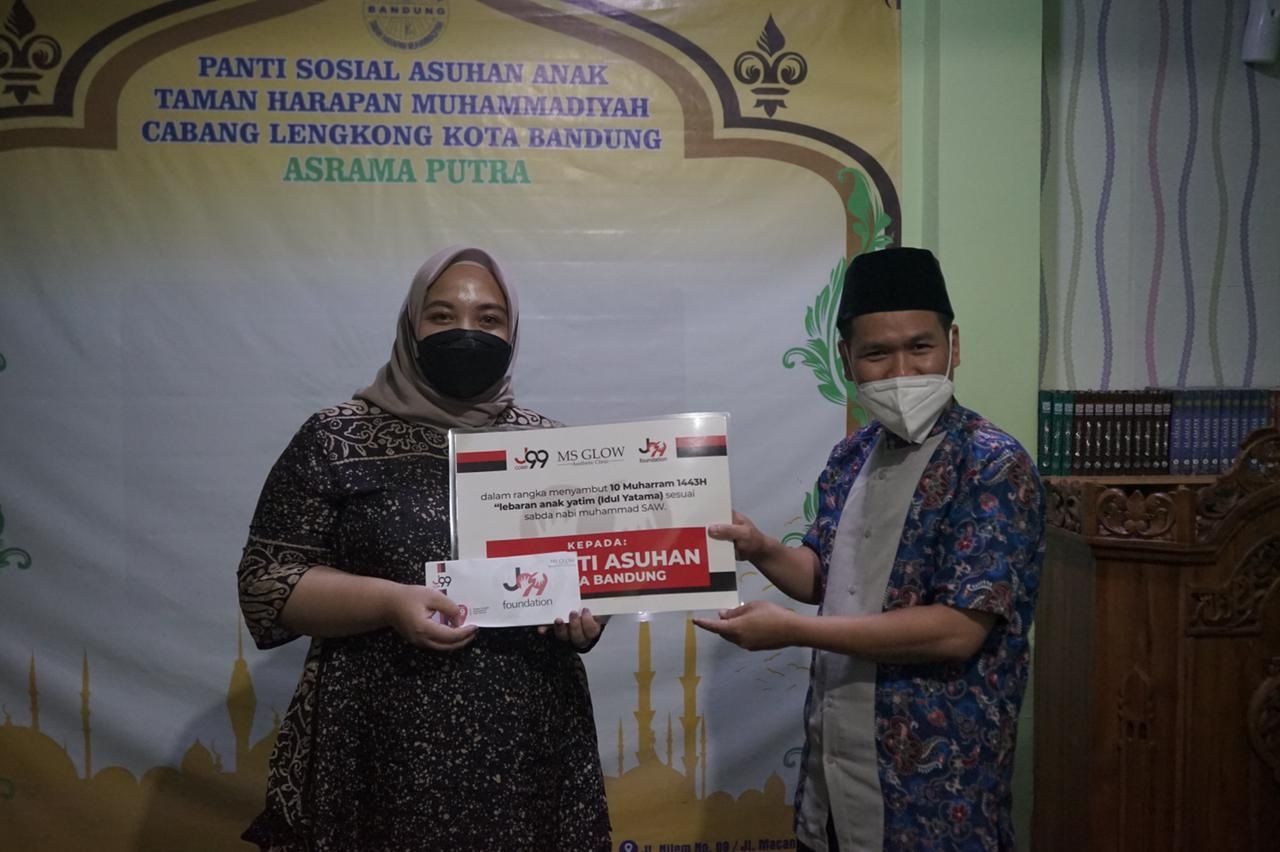 J99 Foundation Dan Ms Glow Clinic Beri Santunan Kepada 99 Panti Asuhan Galamedia News