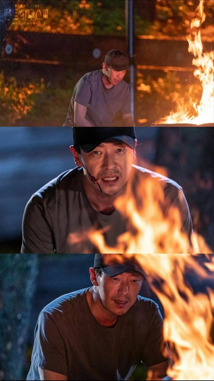 Joo Dan Tae tampak penuh emosi di depan perapian dengan wajah berdarah di drakor 'The Penthouse 3' episode 12./Kolase dari