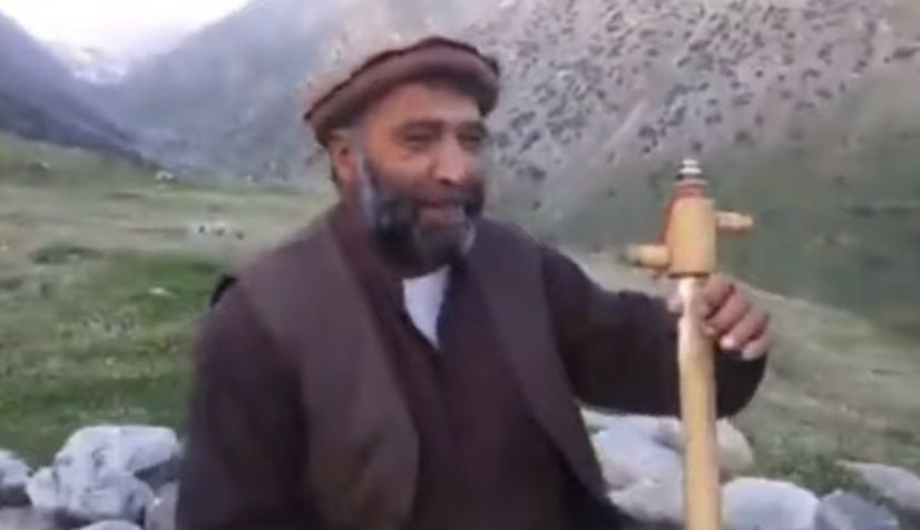 Penyanyi folk Afghanistan, Fawad Andarabi telah dieksekusi mati oleh Taliban selang beberapa hari setelah mereka mengharamkan music di Afghanistan.
