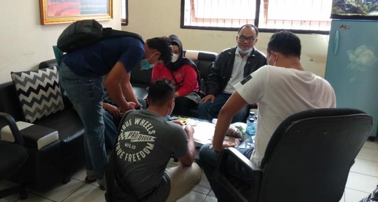 Pemeriksaan barang bukti narkoba dan tramadol yang hendak diselundupkan ke dalam Lapas Jelekong Bandung